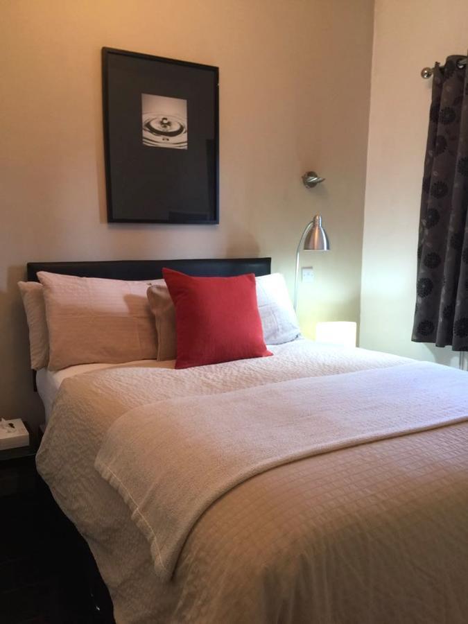 Acomodação com café da manhã  Park Crescent Hotel Manchester